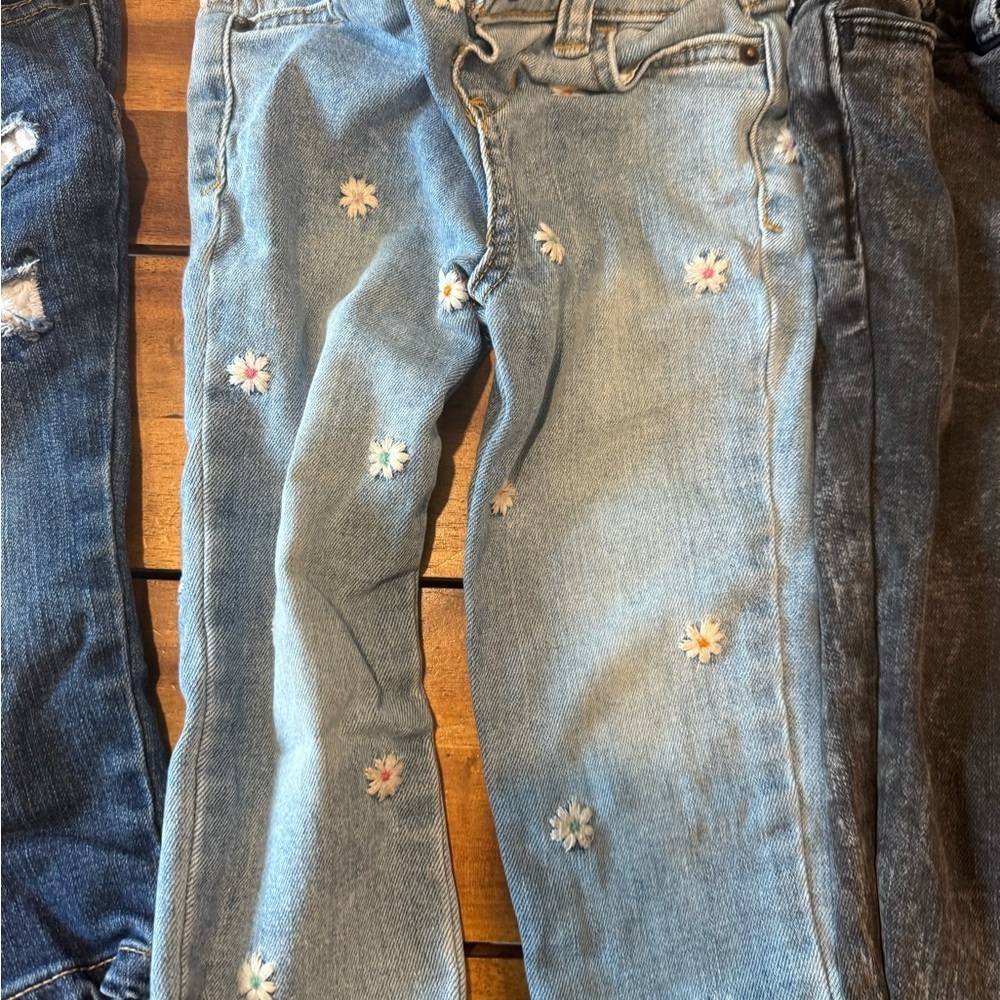 Toddler Girl 2T Bundle- Cat & Jack, Old Navy, and Baby Gap. - Picture 4 of 12